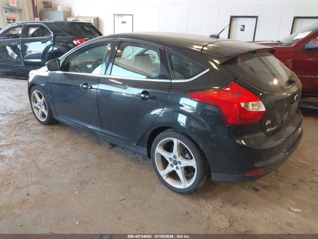 Продаж на аукціоні авто 2014 Ford Focus Titanium, vin: 1FADP3N29EL417539, номер лоту: 45754050