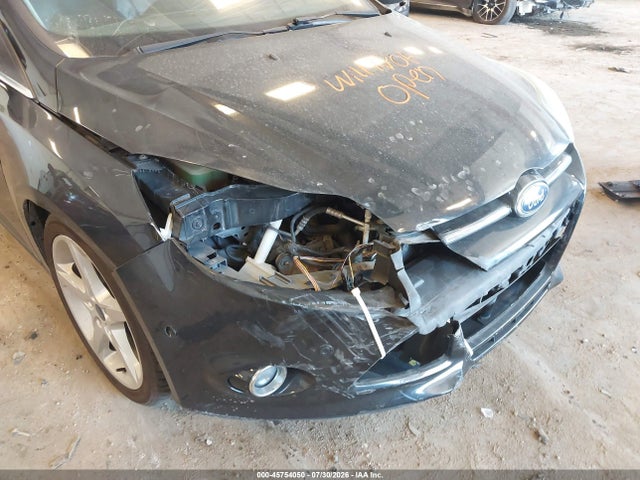 Продаж на аукціоні авто 2014 Ford Focus Titanium, vin: 1FADP3N29EL417539, номер лоту: 45754050