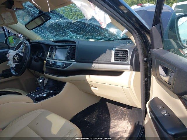 Aukcja sprzedaży 2014 Toyota Highlander Xle V6, vin: 5TDJKRFH3ES058172, numer aukcji: 45754063