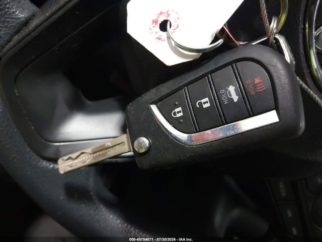 5YFB4MDE1PP055986 Toyota COROLLA LE