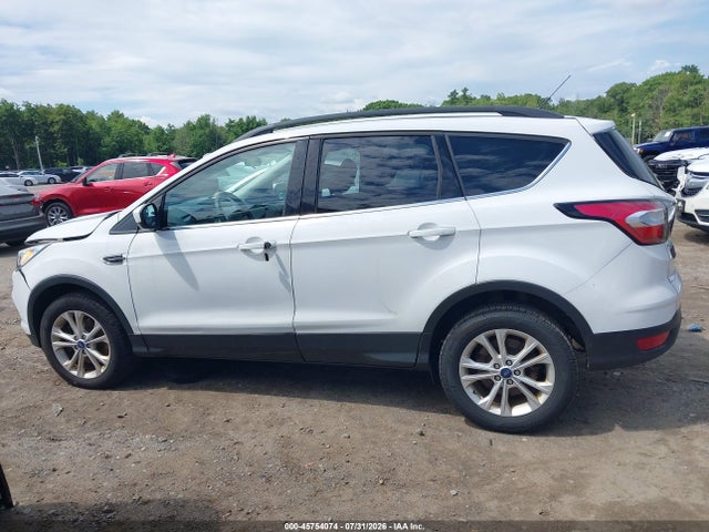 Ford ESCAPE SE 2018 1FMCU9GD1JUD32890 Image 14