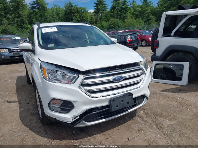 Ford ESCAPE SE 2018 1FMCU9GD1JUD32890 Image 17