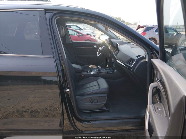 45754082 :رقم المزاد ، WA1ANAFY0J2213037 vin ، 2018 Audi Q5 2.0t Premium/2.0t Tech Premium مزاد بيع