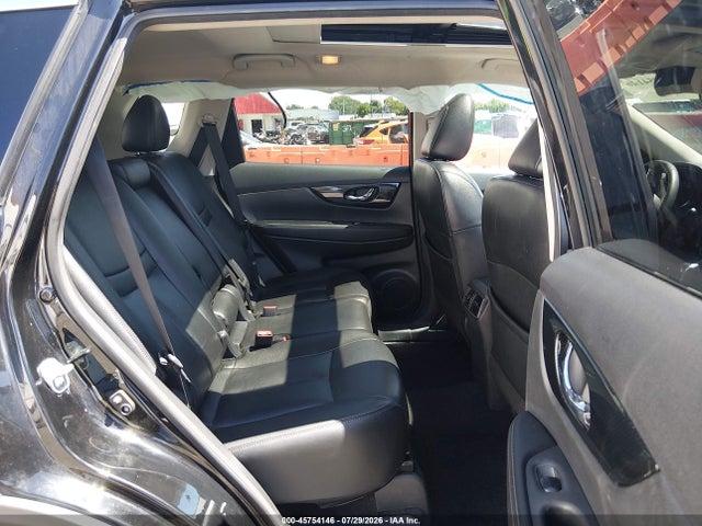 5N1AT2MV1KC831081 Nissan Rogue Sl