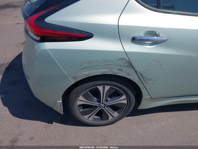 1N4AZ1CP4JC309789 Nissan Leaf Sl