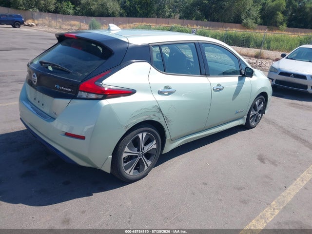 1N4AZ1CP4JC309789 Nissan Leaf Sl