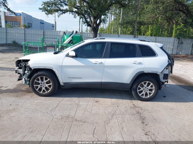 Продаж на аукціоні авто 2016 Jeep Cherokee Latitude, vin: 1C4PJMCB4GW155013, номер лоту: 45754170