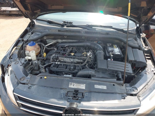 2016 Volkswagen Jetta 1.8t Sport მანქანა იყიდება აუქციონზე, vin: 3VWD17AJ0GM294647, აუქციონის ნომერი: 45754186