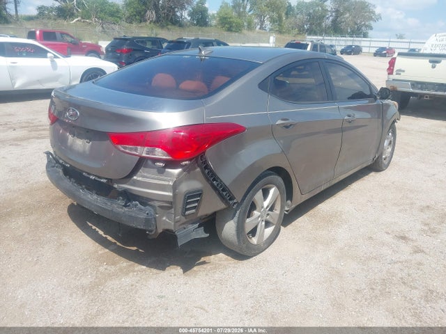 2013 Hyundai Elantra Gls მანქანა იყიდება აუქციონზე, vin: 5NPDH4AE7DH411996, აუქციონის ნომერი: 45754201