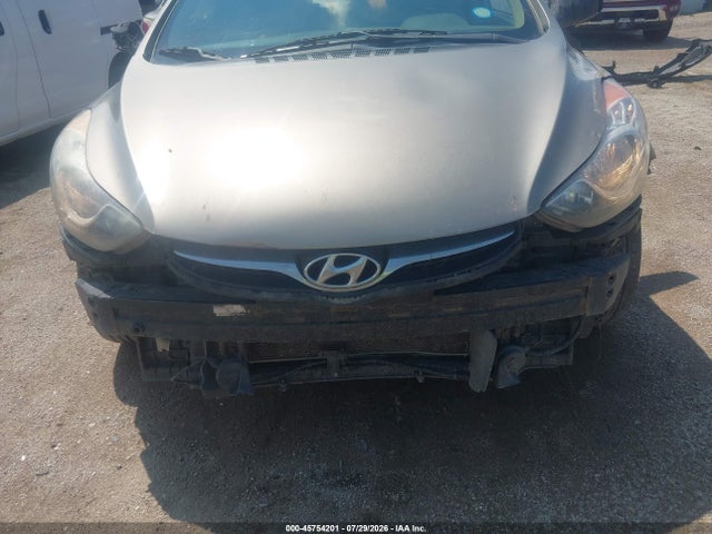2013 Hyundai Elantra Gls მანქანა იყიდება აუქციონზე, vin: 5NPDH4AE7DH411996, აუქციონის ნომერი: 45754201