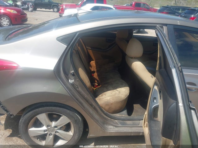 2013 Hyundai Elantra Gls მანქანა იყიდება აუქციონზე, vin: 5NPDH4AE7DH411996, აუქციონის ნომერი: 45754201
