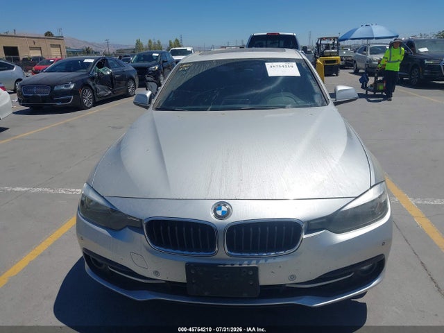 BMW 328D 2017 WBA8E5C3XHK389153 Image 12