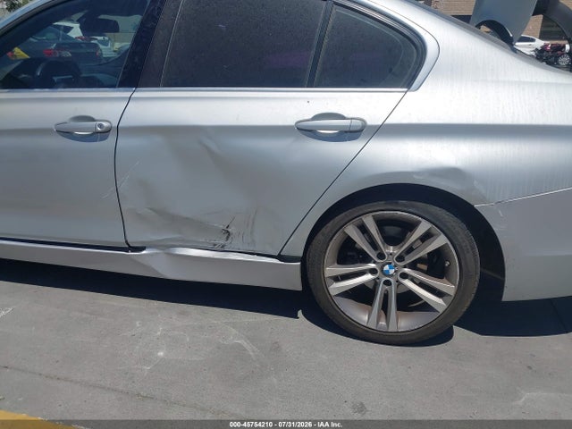 BMW 328D 2017 WBA8E5C3XHK389153 Image 6