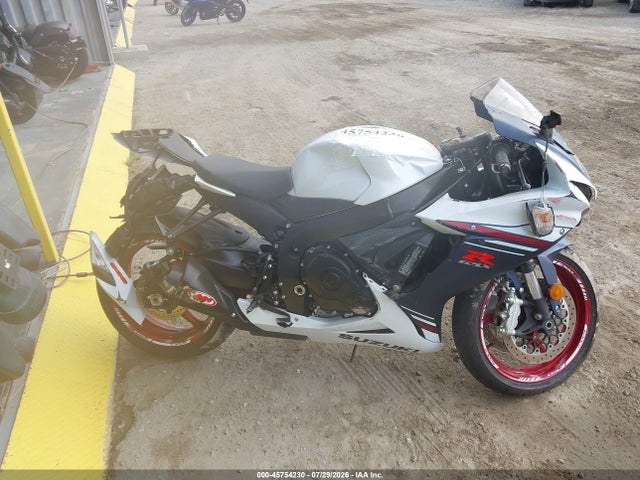 Suzuki GSX-R600 2025 JS1GN7FA0S7100533 Image 12