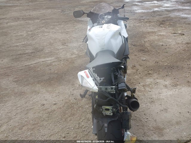 Suzuki GSX-R600 2025 JS1GN7FA0S7100533 Image 6