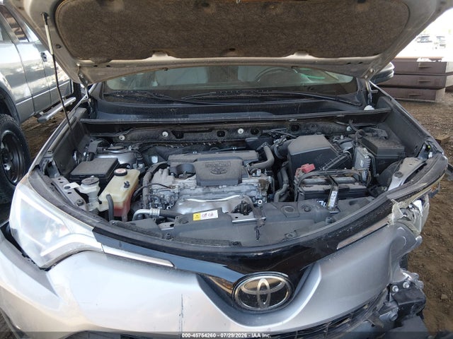 JTMWFREV6JJ173891 Toyota Rav4 Xle