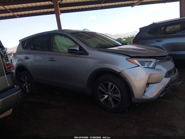 JTMWFREV6JJ173891 Toyota Rav4 Xle