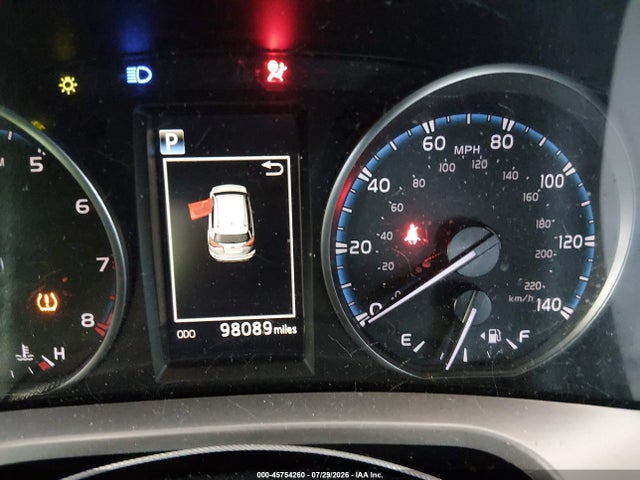 JTMWFREV6JJ173891 Toyota Rav4 Xle
