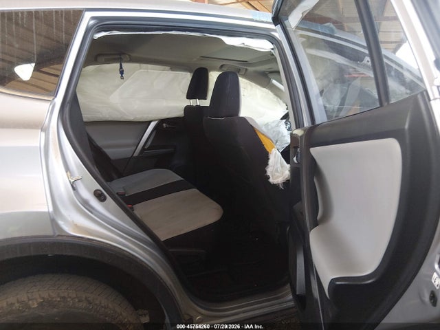 JTMWFREV6JJ173891 Toyota Rav4 Xle