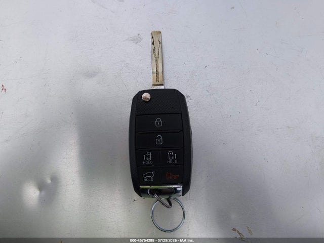 KIA SEDONA LX 2020 KNDMB5C13L6581492 Image 11