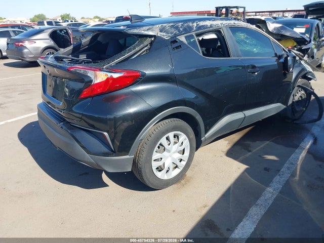 JTNKHMBX7L1091877 Toyota C-HR LE