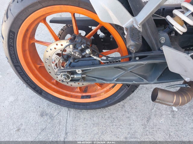 KTM Rc 390 2016 MD2JGJ401GC273239 Image 17