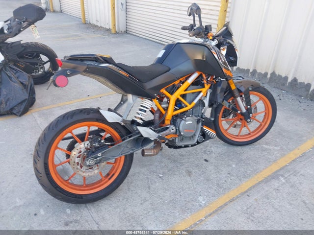 KTM Rc 390 2016 MD2JGJ401GC273239 Image 4