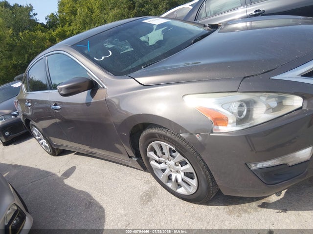 Nissan Altima 2.5 S 2015 1N4AL3AP8FC156731 Image 13