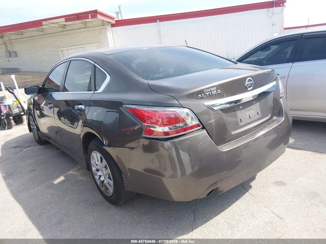 Nissan Altima 2.5 S 2015 1N4AL3AP8FC156731 Image 3