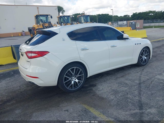 Продажа на аукционе авто 2017 Maserati Granturismo, vin: ZN661XUL7HX210813, номер лота: 45754465