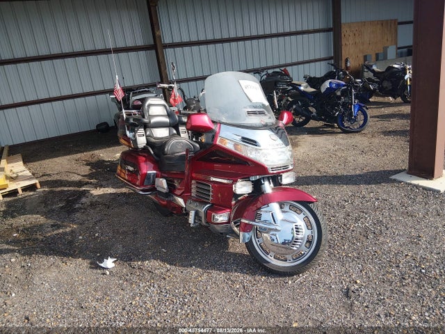 45754477 :رقم المزاد ، 1HFSC2239XA101437 vin ، 1999 Honda Gl1500 Se12 مزاد بيع