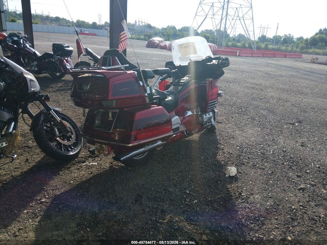 45754477 :رقم المزاد ، 1HFSC2239XA101437 vin ، 1999 Honda Gl1500 Se12 مزاد بيع