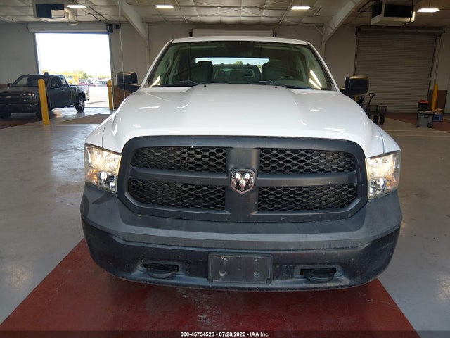 1C6RR7KG8HS776643 RAM 1500 Tradesman 4x4 5&#039;7 Box