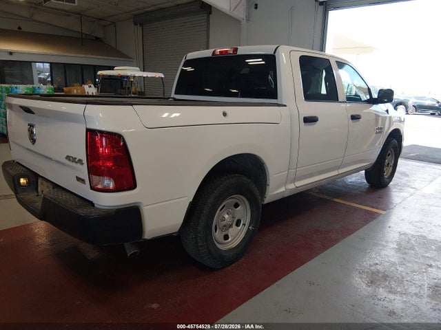 1C6RR7KG8HS776643 RAM 1500 Tradesman 4x4 5&#039;7 Box
