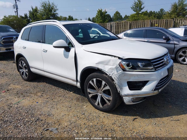 Aukcja sprzedaży 2017 Volkswagen Touareg V6 Wolfsburg Edition, vin: WVGRF7BP6HD003042, numer aukcji: 45754534