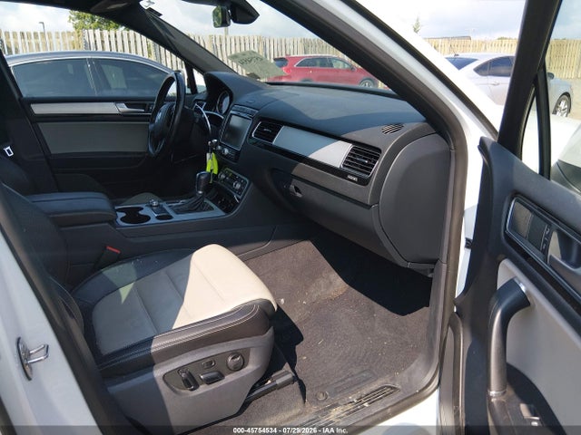 Aukcja sprzedaży 2017 Volkswagen Touareg V6 Wolfsburg Edition, vin: WVGRF7BP6HD003042, numer aukcji: 45754534