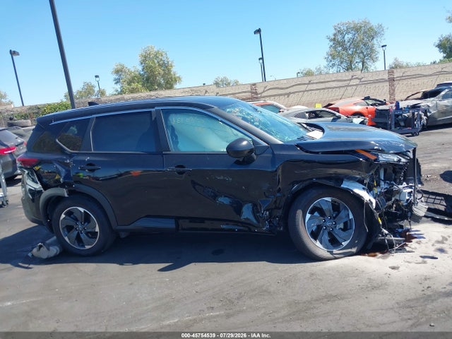 5N1BT3BA9TC725795 Nissan ROGUE SV