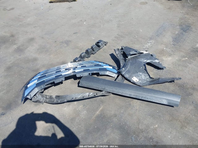 5N1BT3BA9TC725795 Nissan ROGUE SV