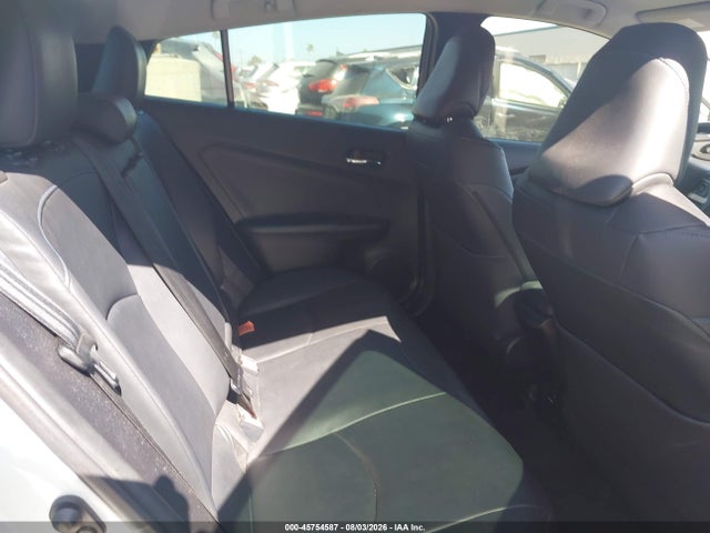 Toyota Prius Three Touring 2017 JTDKARFU5H3049595 Image 8