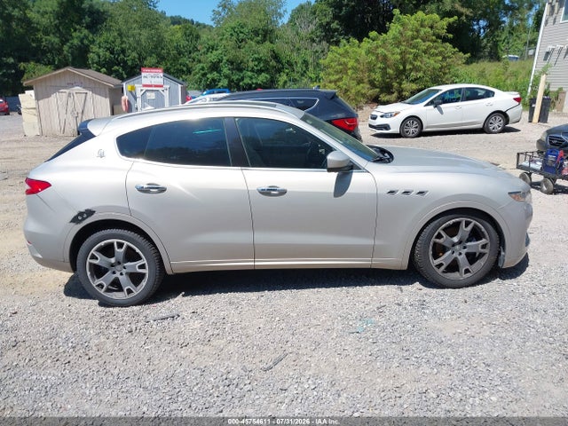Продажа на аукционе авто 2017 Maserati Levante, vin: ZN661XULXHX199354, номер лота: 45754611