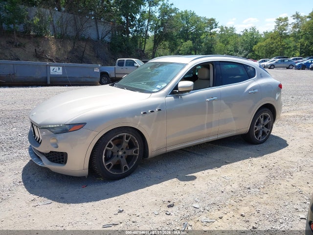 Продажа на аукционе авто 2017 Maserati Levante, vin: ZN661XULXHX199354, номер лота: 45754611