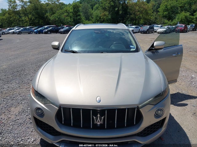 Продажа на аукционе авто 2017 Maserati Levante, vin: ZN661XULXHX199354, номер лота: 45754611