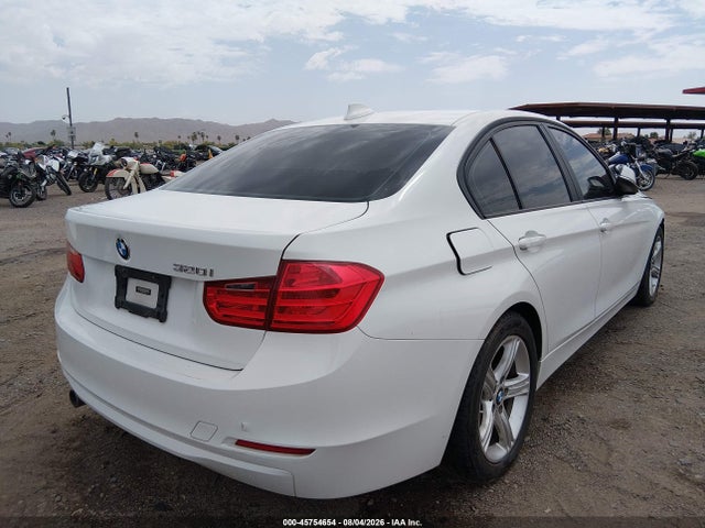 WBA3B1C57EP680737 BMW 320i