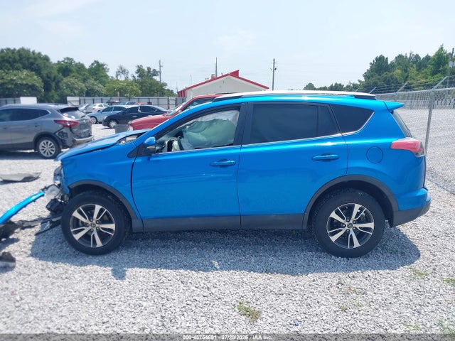 2017 Toyota Rav4 Xle მანქანა იყიდება აუქციონზე, vin: 2T3WFREV8HW396414, აუქციონის ნომერი: 45754691
