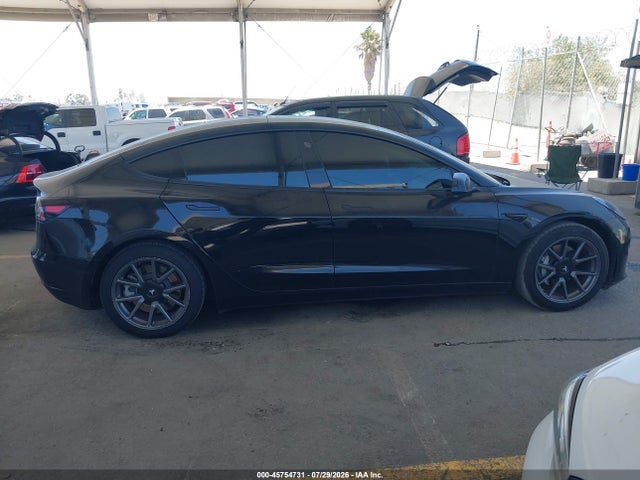 2021 Tesla Model 3 Standard Range Plus Rear-wheel Drive მანქანა იყიდება აუქციონზე, vin: 5YJ3E1EA4MF022158, აუქციონის ნომერი: 45754731