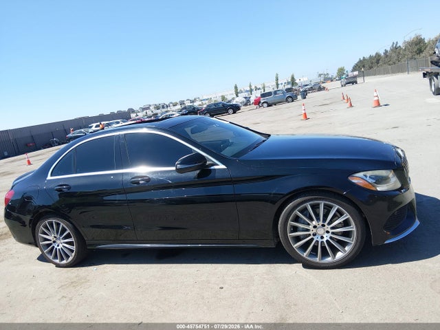 55SWF4KB0GU135777 Mercedes-Benz C 300 Sport 4matic