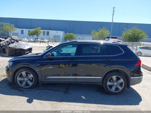2018 Volkswagen Tiguan 2.0t Sel Premium მანქანა იყიდება აუქციონზე, vin: 3VV5B7AXXJM174226, აუქციონის ნომერი: 45754761