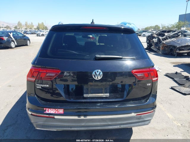 2018 Volkswagen Tiguan 2.0t Sel Premium მანქანა იყიდება აუქციონზე, vin: 3VV5B7AXXJM174226, აუქციონის ნომერი: 45754761