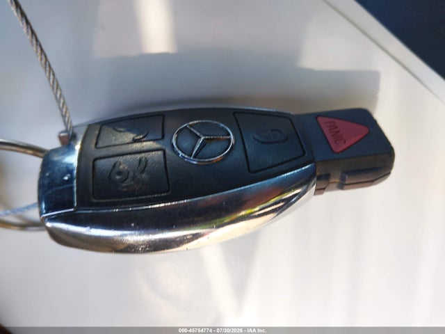 45754774 :رقم المزاد ، WDDHF5GB6AA064650 vin ، 2010 Mercedes-benz E 350 مزاد بيع