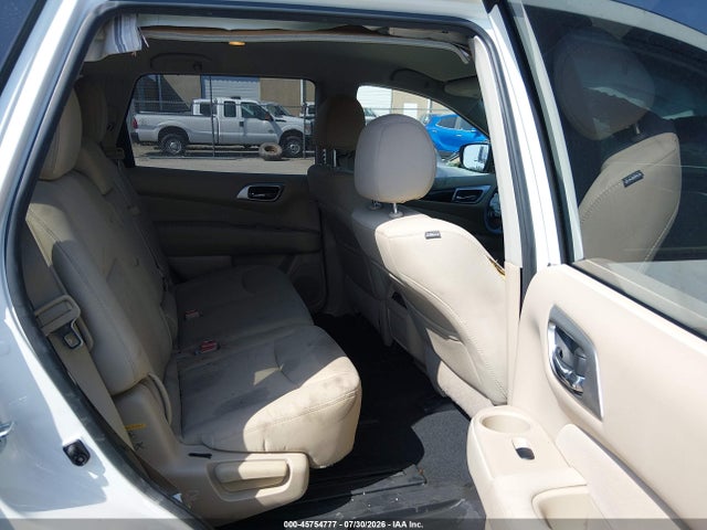 45754777 :رقم المزاد ، 5N1DR2MN9HC672279 vin ، 2017 Nissan Pathfinder S مزاد بيع